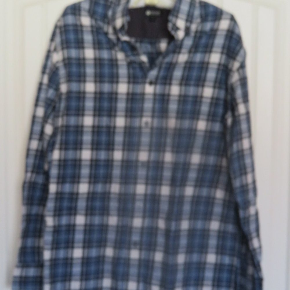 NWOT Haggar Men's Blue/Grey/White L/Sleeve Check Shirt Small (K403)